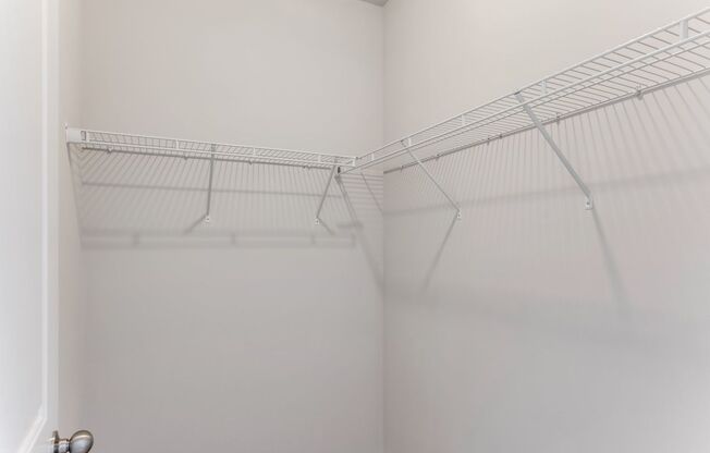 2 beds, 1 bath, 802 sqft, $1,795, Unit Unit 7