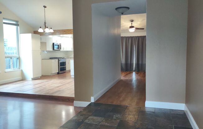 1617 Oakview Dr - Roseville 95661