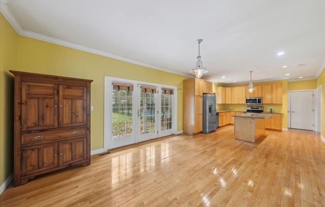 1 GLENBROOK RD