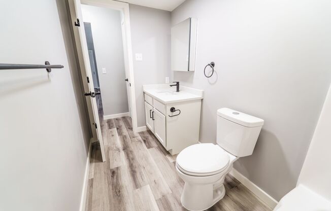 1 bed, 1 bath, 678 sqft, $1,395, Unit 103