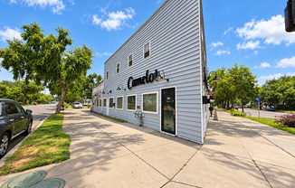 3962, 3964, 3966 Minnehaha Ave