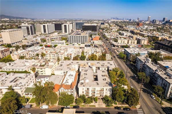 1 bed, 1 bath, 740 sqft, $3,000, Unit 326