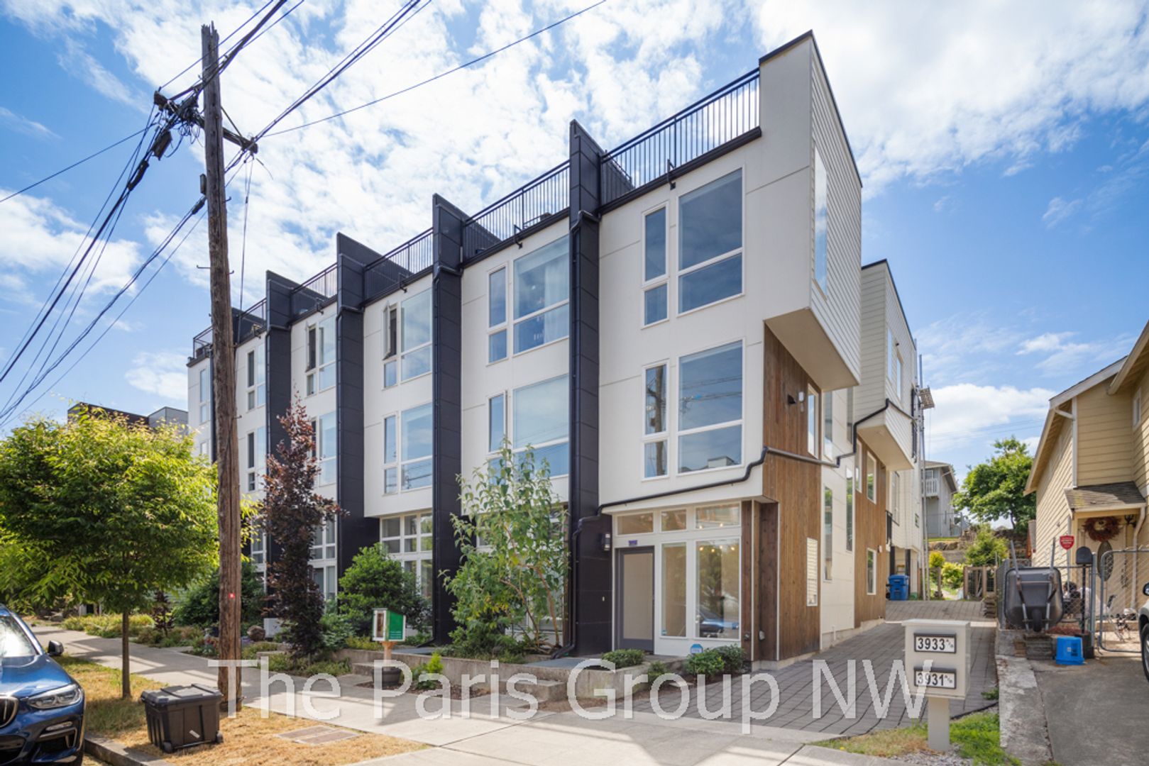 Modern 2BR Columbia City/Hillman City Townhome * 2 Roof Decks, Carport & A/C!