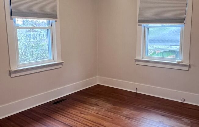 2 beds, 1 bath, $1,800