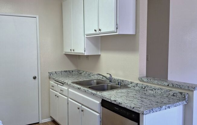 240-244-248 MONTE VISTA