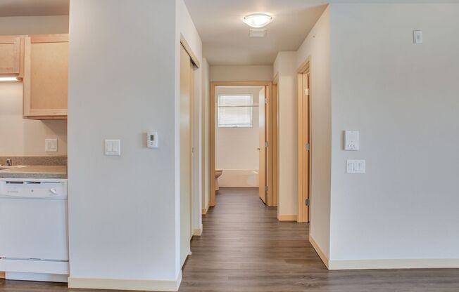 2 beds, 2 baths, 1,120 sqft, $1,600, Unit 301