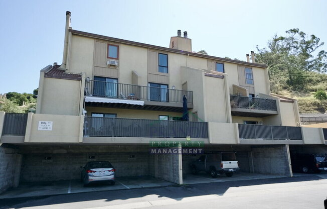 100 MARIN CTR DR