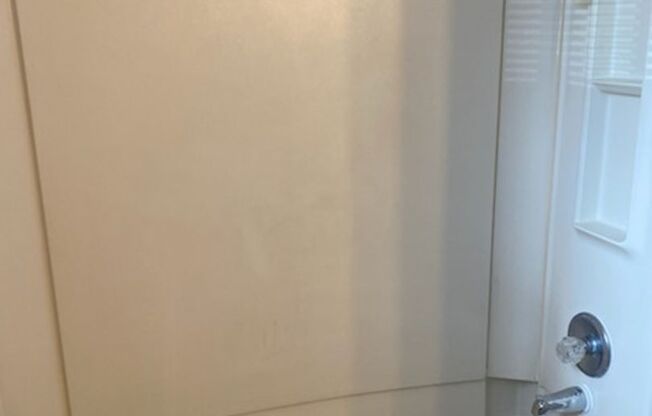 Studio, 1 bath, 520 sqft, $560, Unit 2604-101