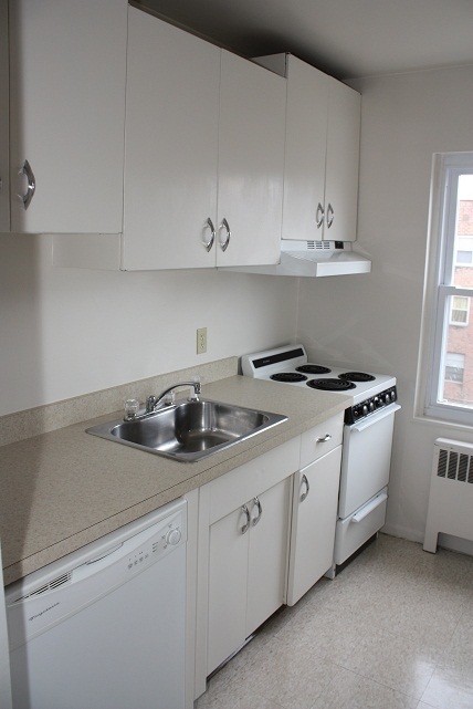 96-106 E. Manning St.