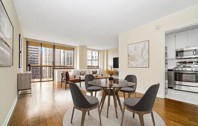 2 beds, 2 baths, $6,595, Unit 19E