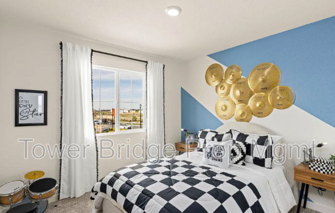 2033 BLUE STAR DR
