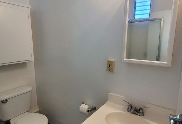 Studio, 1 bath, 158 sqft, $895, Unit 38 - C