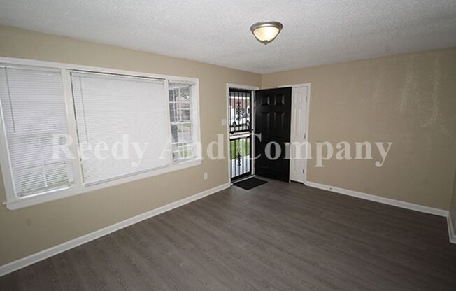 Introducing 93 Eastview Dr, a charming duplex located in Memphis, TN.