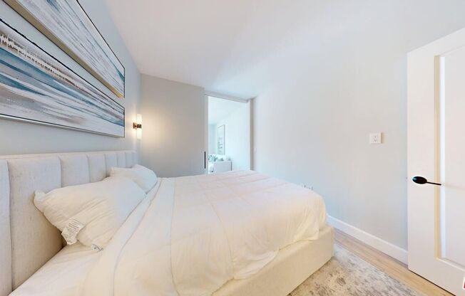1 bed, 1 bath, 650 sqft, $3,300, Unit 1206