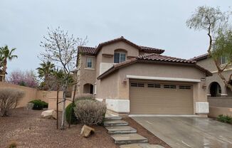 Beautiful 3 Bedroom 2 and 1/2 Bathrooms House in Summerlin! Property Wont Last Long!