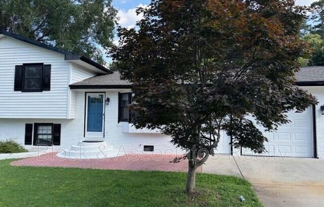710 WAKELAND DR
