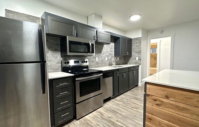 1 bed, 1 bath, 550 sqft, $1,355, Unit 29