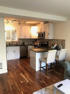 2 beds, 1 bath, 560 sqft, $2,145, Unit 3