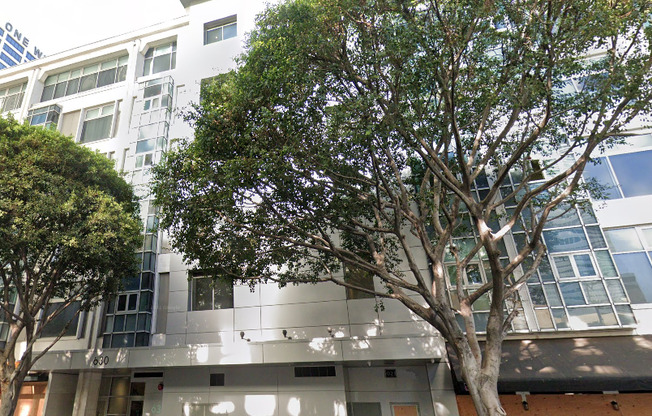 630 W 6th Street