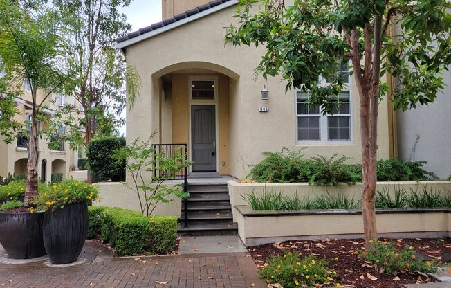 Large Condo in Cupertino City Center– Less than 1 mile from Apple Headquarters - Top Cupertino Schools