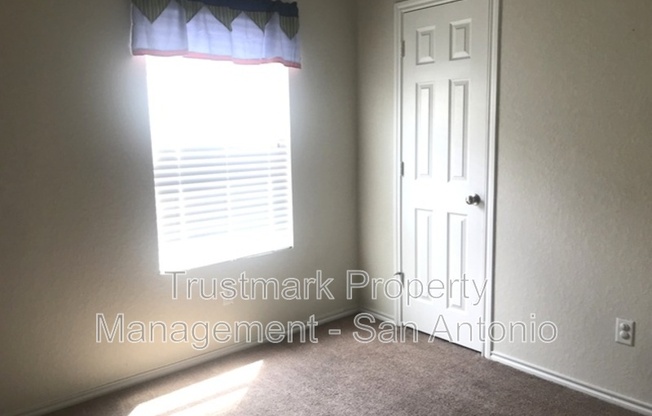 3 beds, 2 baths, 1,518 sqft, $2,000