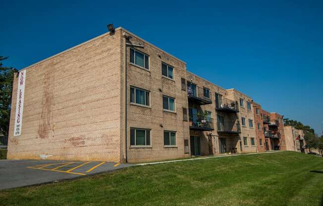 Clermont Apartments Building Exterior 33