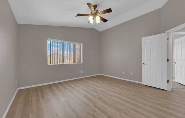4 beds, 2.5 baths, $2,195