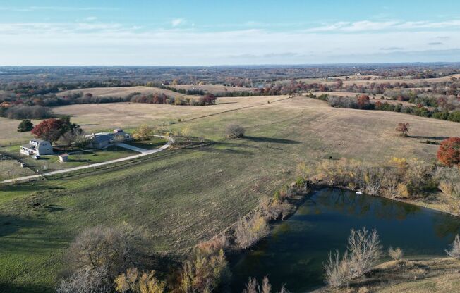 Breath taking views atop one of the highest points in Grayson County!