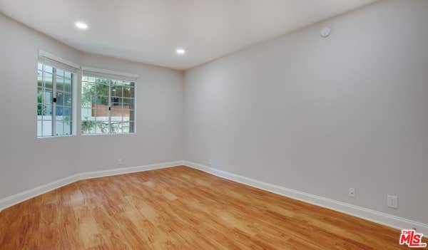 1420 Peerless Place
