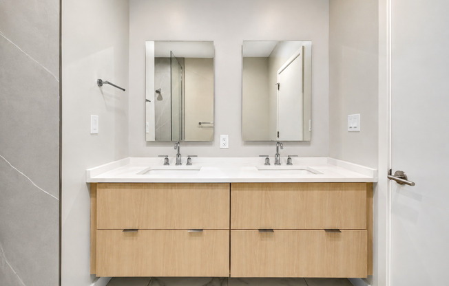 3 beds, 2 baths, 1,487 sqft, $6,995, Unit PH901