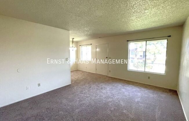 4700 Clair del Ave
