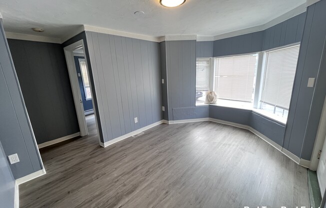 17 Forest St.