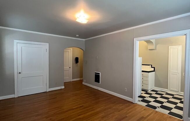 Studio, 1 bath, $1,295, Unit 112