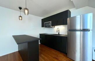 1 bed, 1 bath, $2,099