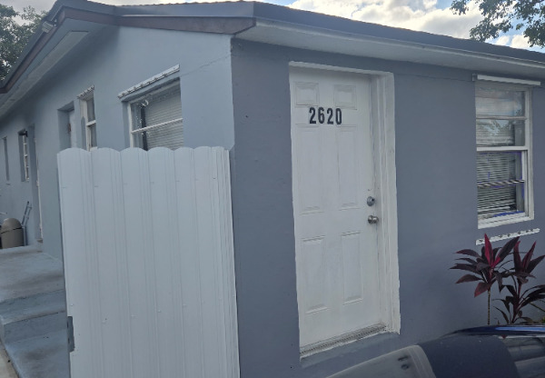 2620 NW 35th St