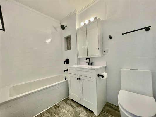 3 beds, 1 bath, $3,450