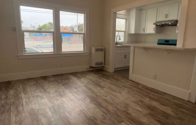 Studio, 1 bath, 300 sqft, $1,450, Unit 105