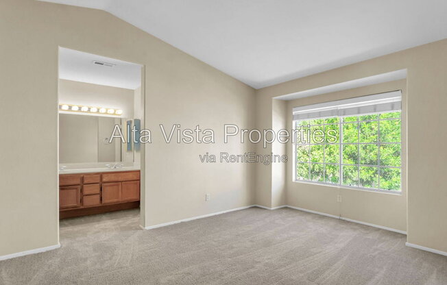 3 beds, 2.5 baths, 1,335 sqft, $3,800