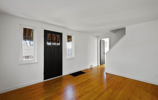 Move in TODAY! Check out this beautifully RENOVATED 3 bedroom in CHURCHILL!