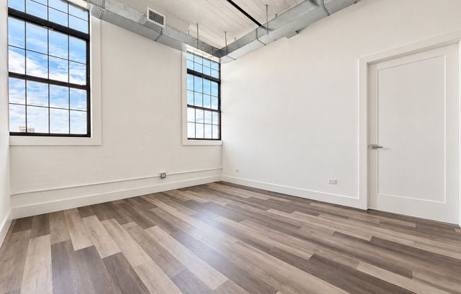 2 beds, 2 baths, $5,750, Unit 705