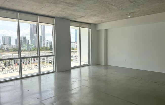 Studio, 1 bath, 962 sqft, $3,150, Unit Unit 705