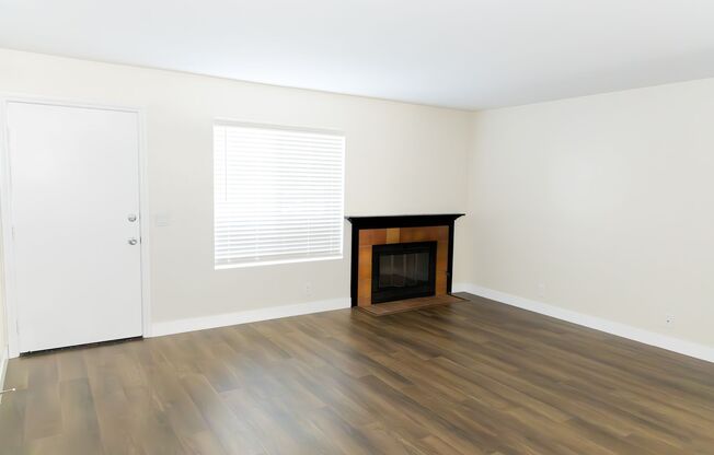 2 beds, 2 baths, 945 sqft, $2,650, Unit 69-202