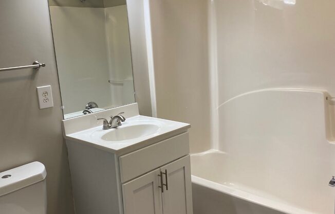 Arbor Bend Reno Bath
