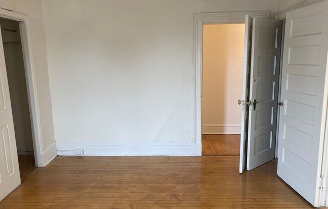 2 beds, 1 bath, 764 sqft, $1,549, Unit 1301-61