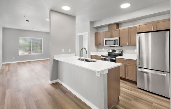 2 beds, 2 baths, 919 sqft, $2,020, Unit 403