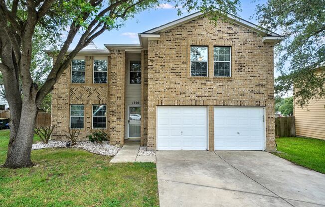 Gorgeous Upgraded Schertz Rental In Quiet Cul-De-Sac! - Realtor Commission: $500