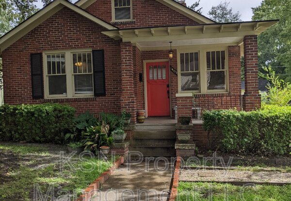 1405 E 51 ST