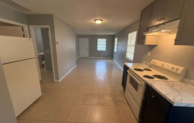 2584-2586 Chestnut Woods Dr