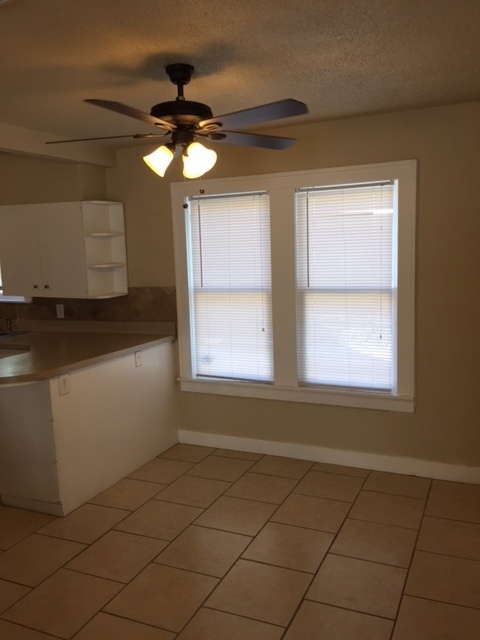 PRE-LEASING FOR AUGUST 1ST! Walking Distance to Texas Tech, 4 or 5 bedrooms/ 2 baths