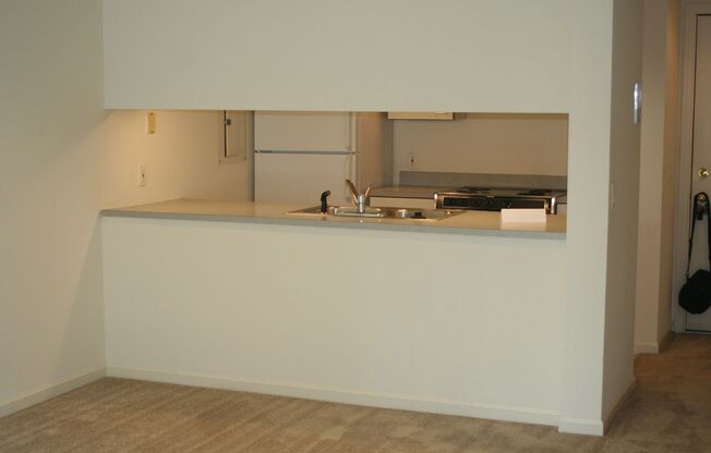 1 bed, 1 bath, 656 sqft, $1,110, Unit 410-209